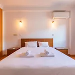 Lovelystay - Modern In Anjos Lejlighed *