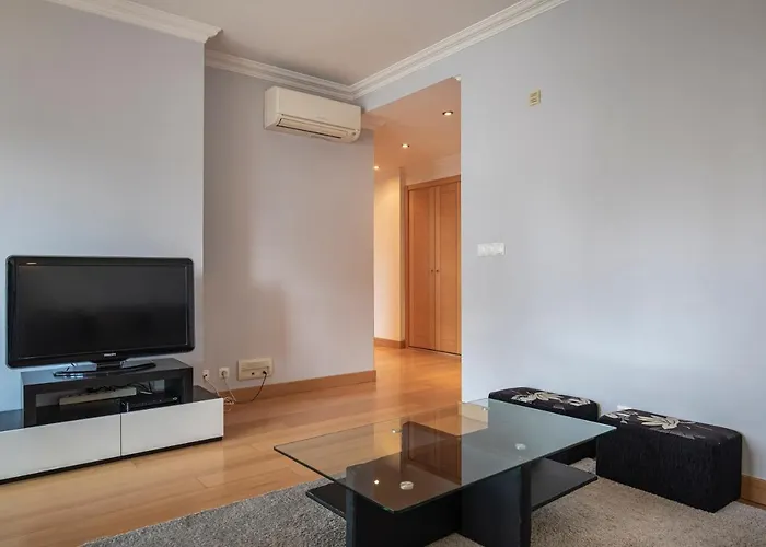 Lovelystay - Modern In Anjos Апартаменти Лісабон