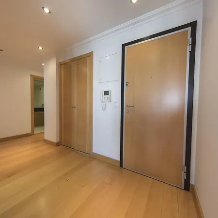 Apartment Lovelystay - Modern In Anjos Lisbon
