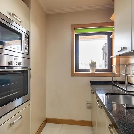 Apartment Lovelystay - Modern In Anjos