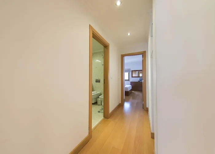 Lovelystay - Modern In Anjos