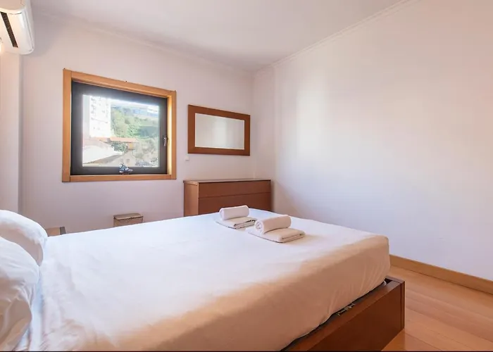 Lovelystay - Modern In Anjos شقة *