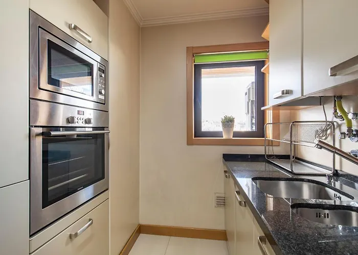 شقة Lovelystay - Modern In Anjos