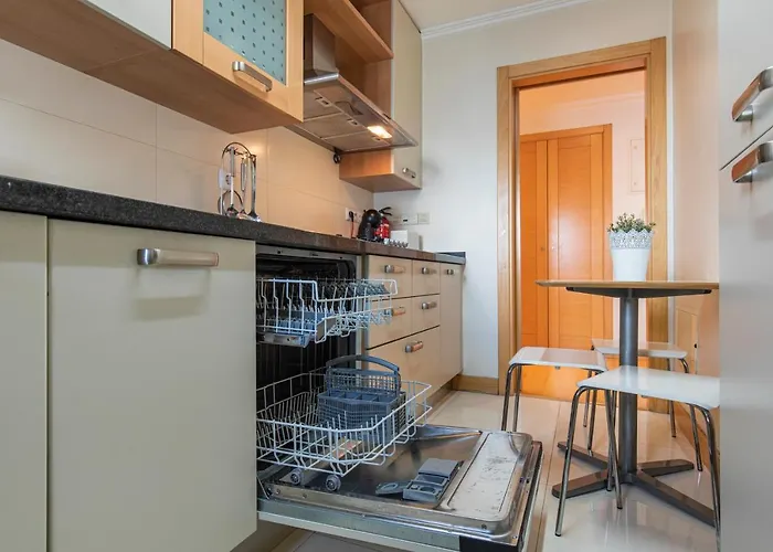 Lovelystay - Modern In Anjos Appartement Lissabon