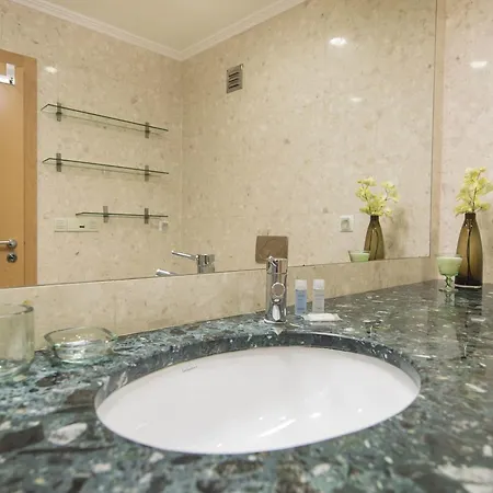 Apartamento Lovelystay - Modern In Anjos